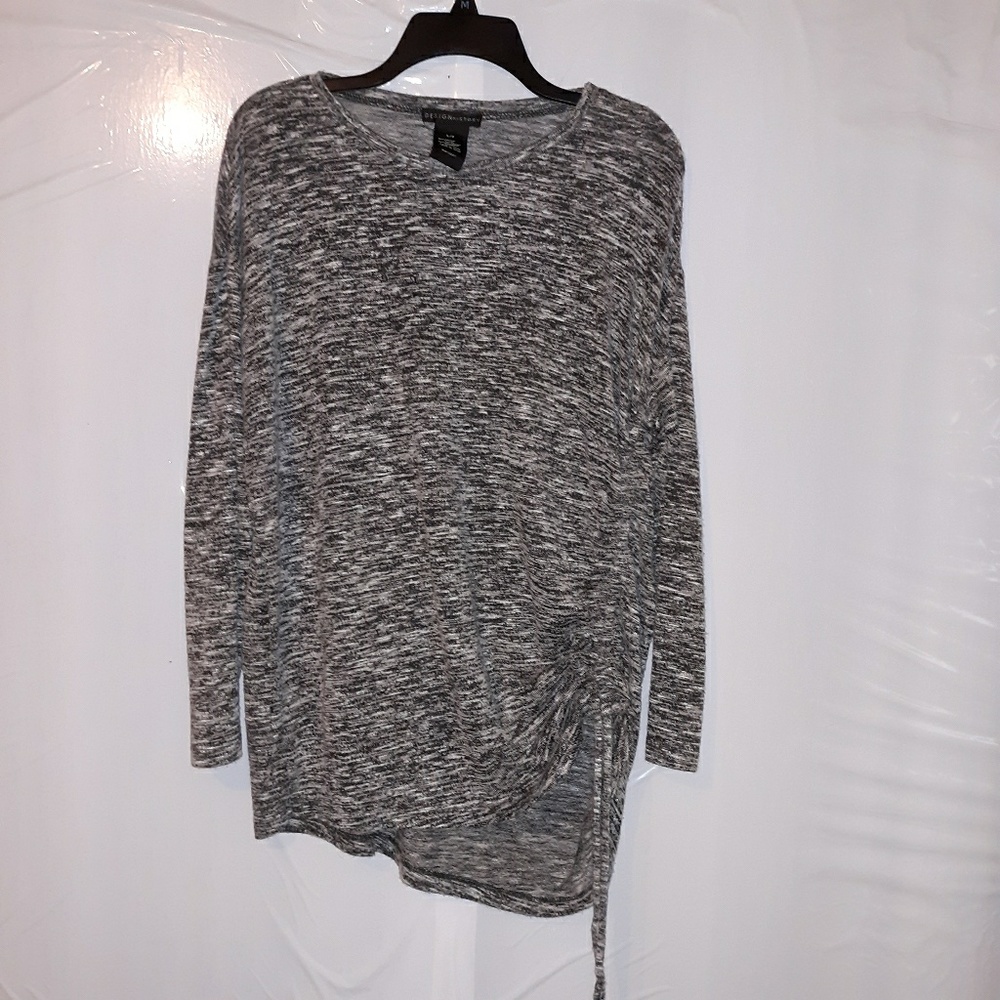 Women's Design History asymmetrical top size L